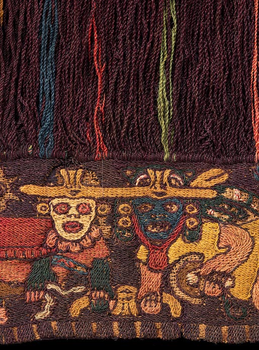 Zierborte, Peru, Südküste, frühe Nasca-Kultur, 1.–3. Jh. n. Chr., Stickerei in Baumwolle und Kamelidenwolle, Inv. Nr. 42 © Abegg-Stiftung Riggisberg (Christoph von Viràg)